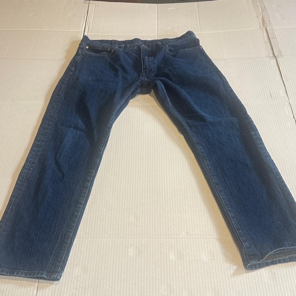 Brooks Brothers dark wash denim Blue Jeans w pockets zipper front straight fit